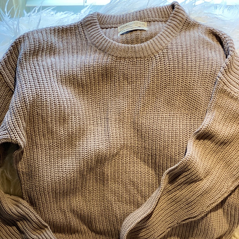 Urban Outfitters sweater❣️